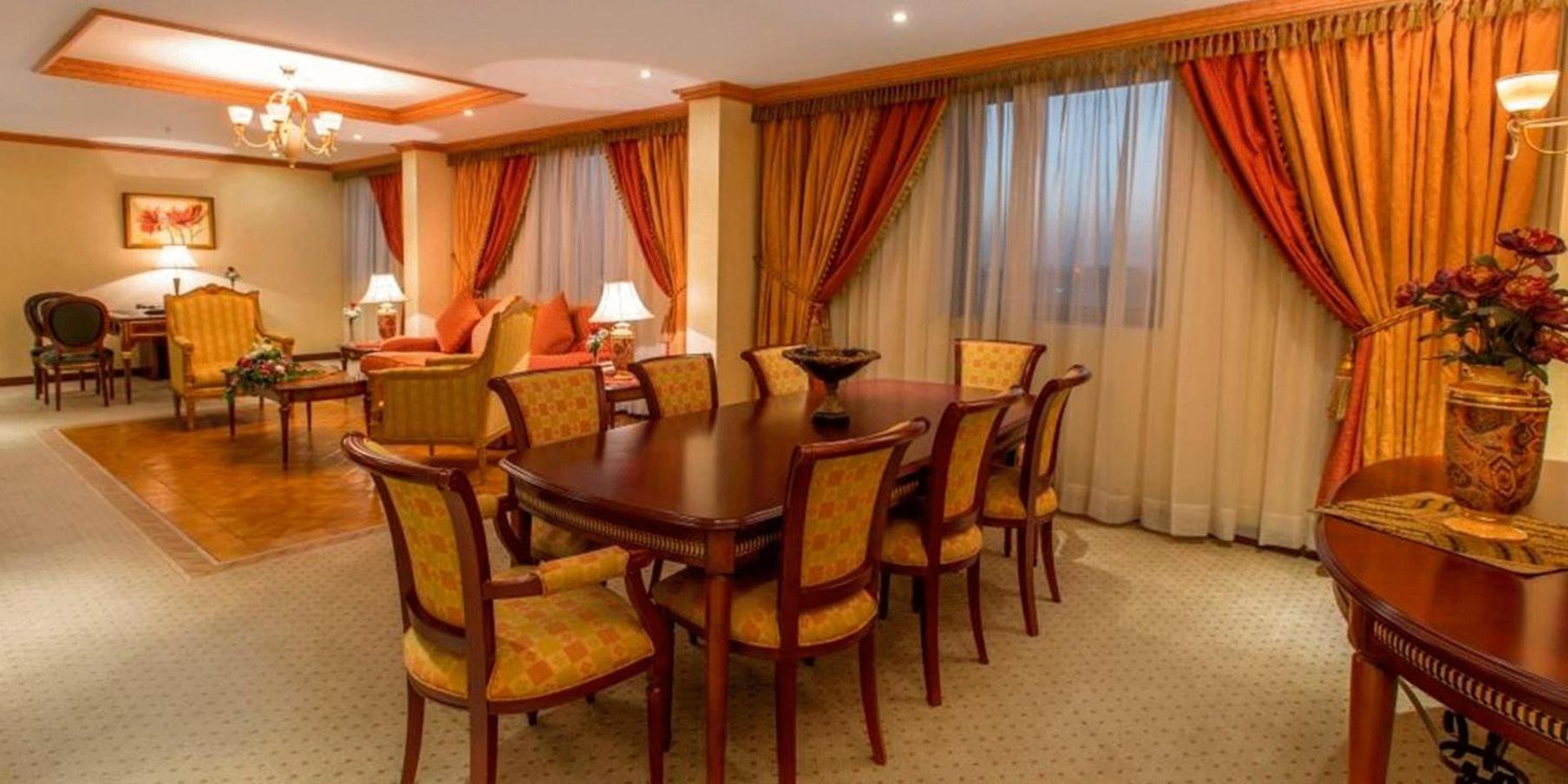 Crowne Plaza Riyadh Palace By Ihg Exterior photo