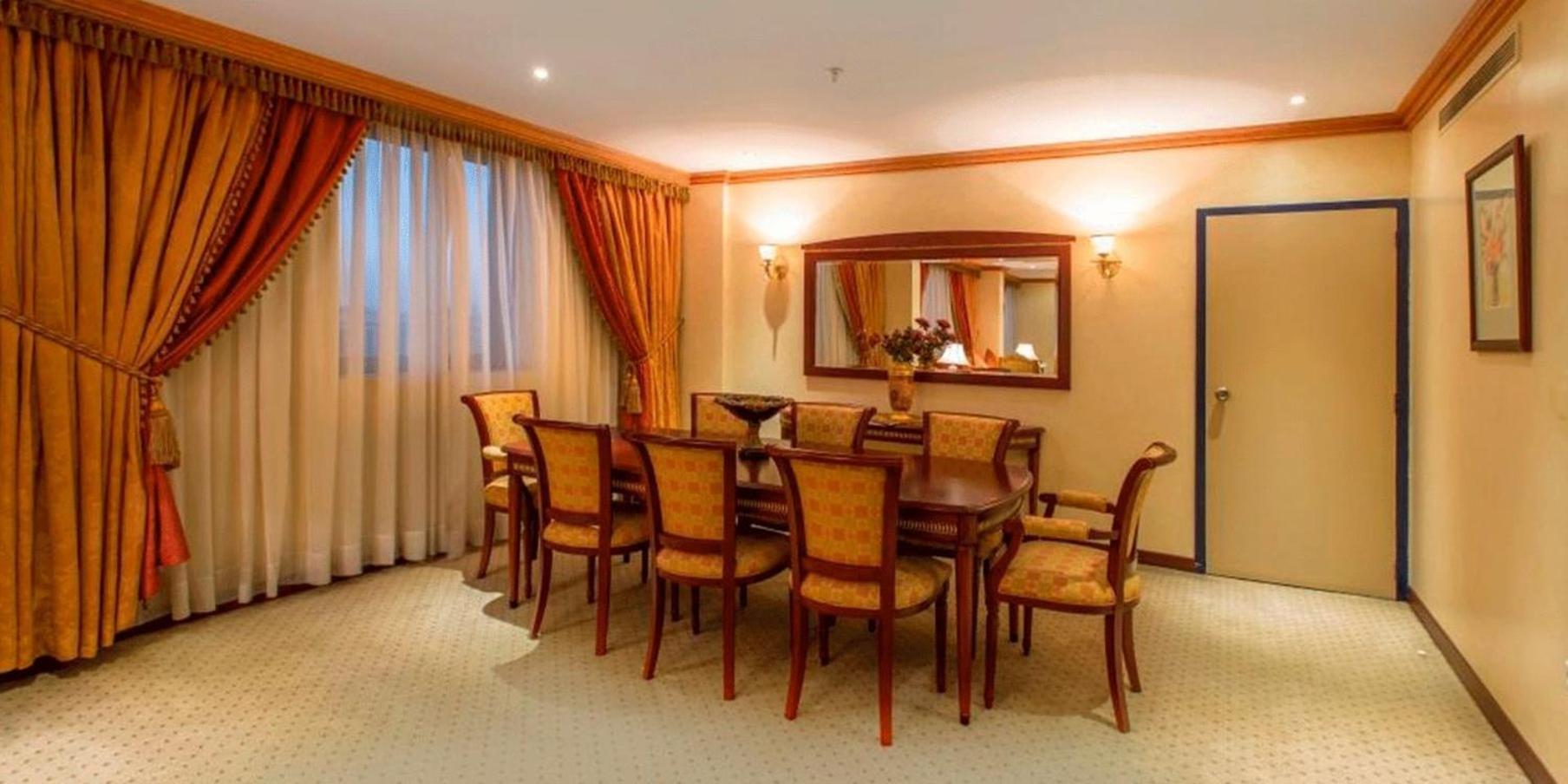 Crowne Plaza Riyadh Palace By Ihg Exterior photo